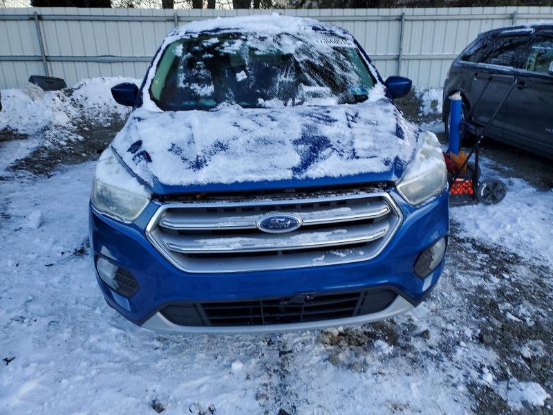 Photo 5 from auction – 2017 FORD ESCAPE SE with VIN 1FMCU9GD1HUD02413