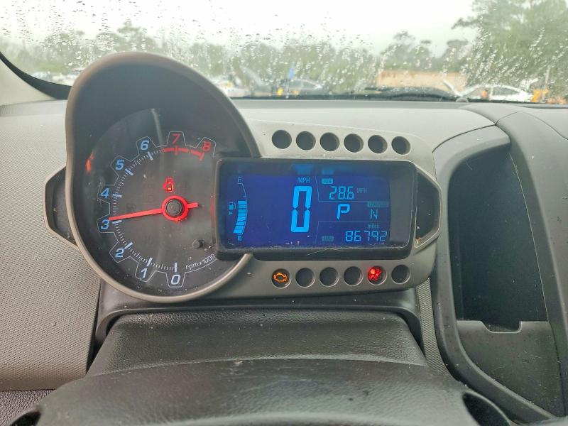 Photo 9 from auction – 2013 CHEVROLET SONIC LS with VIN 1G1JA5SH8D4100968