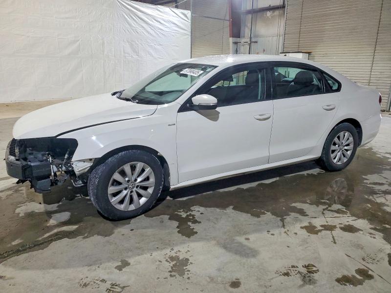 VOLKSWAGEN PASSAT S 2013 with VIN 1VWAP7A37DC133759 - Photo from auction