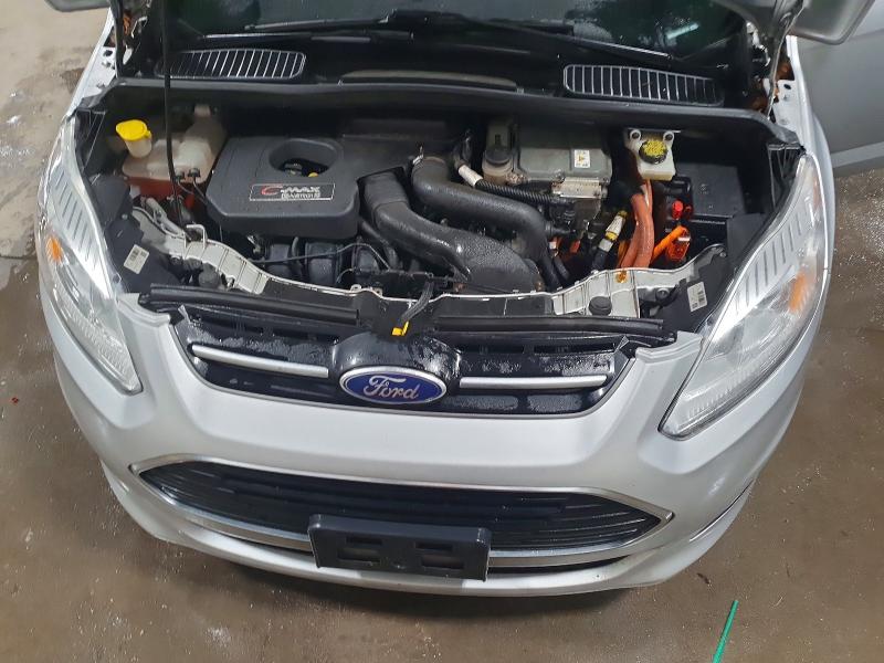 Photo 12 from auction – 2017 FORD C-MAX SE with VIN 1FADP5EUXHL109135
