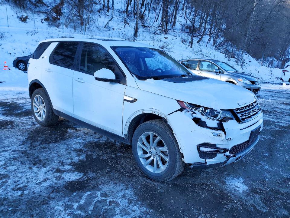 Photo 4 from auction – 2017 LAND ROVER DISCOVERY with VIN SALCR2BG3HH709097