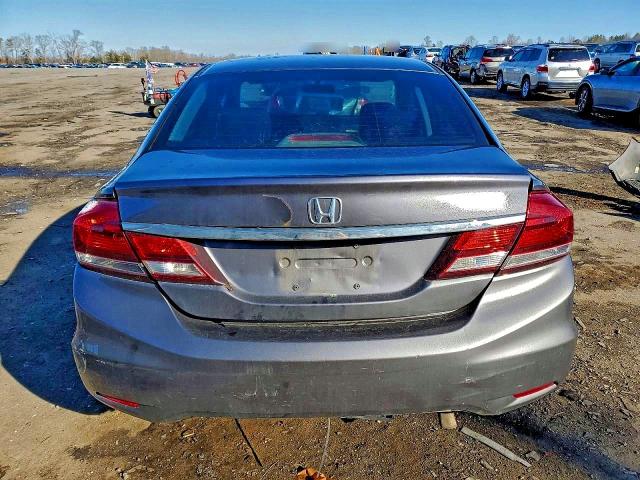 Photo 6 from auction – 2015 HONDA CIVIC LX with VIN 19XFB2F55FE037483