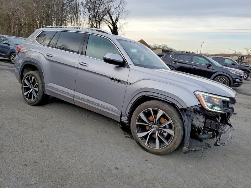 Photo 4 from auction – 2024 VOLKSWAGEN ATLAS with VIN 1V2FR2CA2RC526317