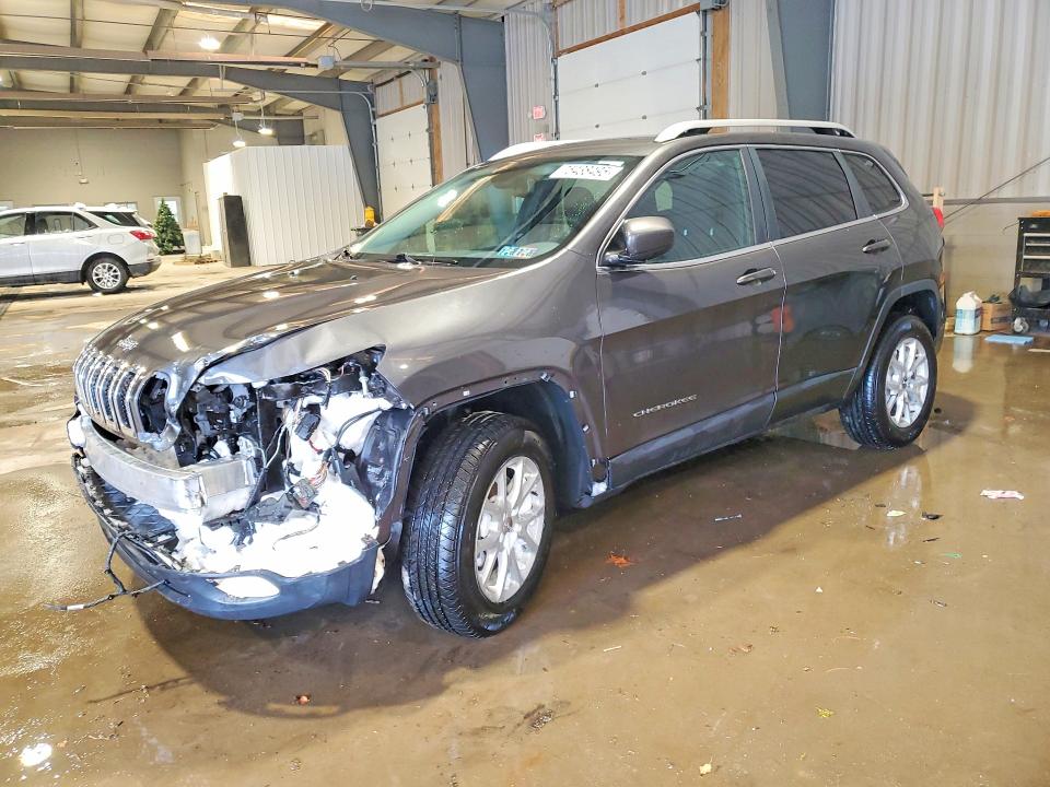 JEEP CHEROKEE L 2015 with VIN 1C4PJMCB4FW596025 - Photo from auction