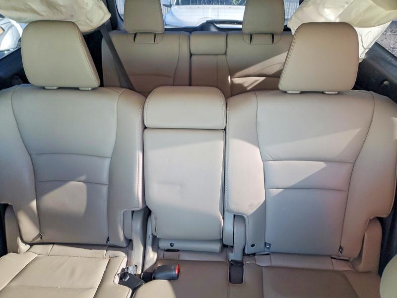 Photo 10 from auction – 2016 HONDA PILOT with VIN 5FNYF6H78GB092220