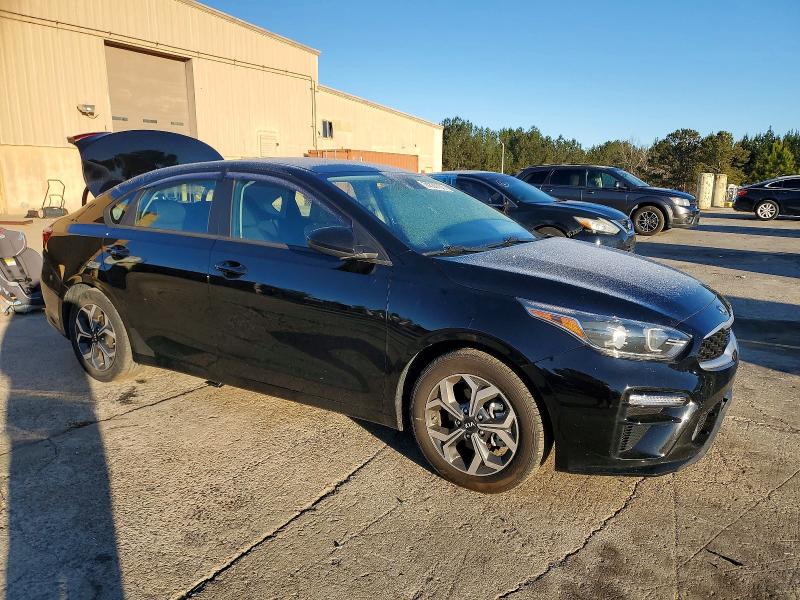 Photo 4 from auction – 2021 KIA FORTE FE with VIN 3KPF24AD3ME304983
