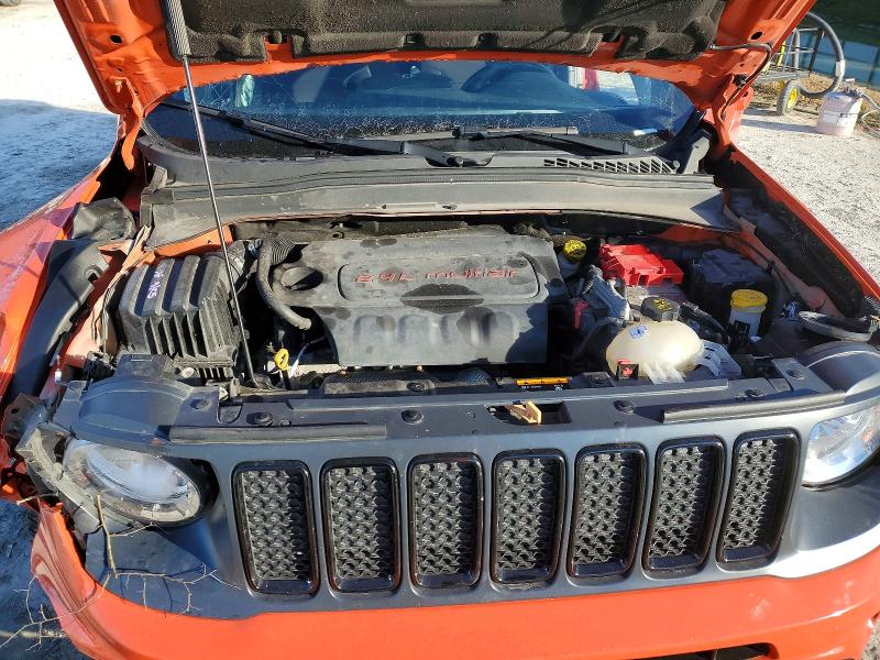 Photo 12 from auction – 2019 JEEP RENEGADE with VIN ZACNJABB5KPK06397