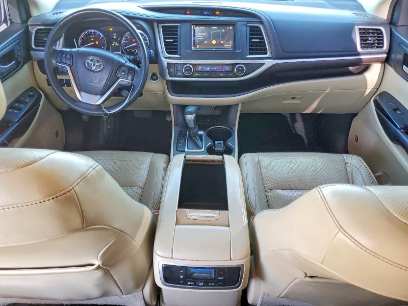 Photo 8 from auction – 2014 TOYOTA HIGHLANDER with VIN 5TDDKRFH7ES057572