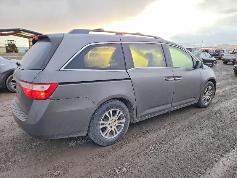 Photo 3 from auction – 2013 HONDA ODYSSEY with VIN 5FNRL5H68DB068624