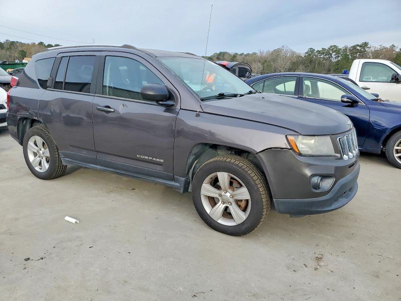 Photo 4 from auction – 2014 JEEP COMPASS SP with VIN 1C4NJCBB0ED854425