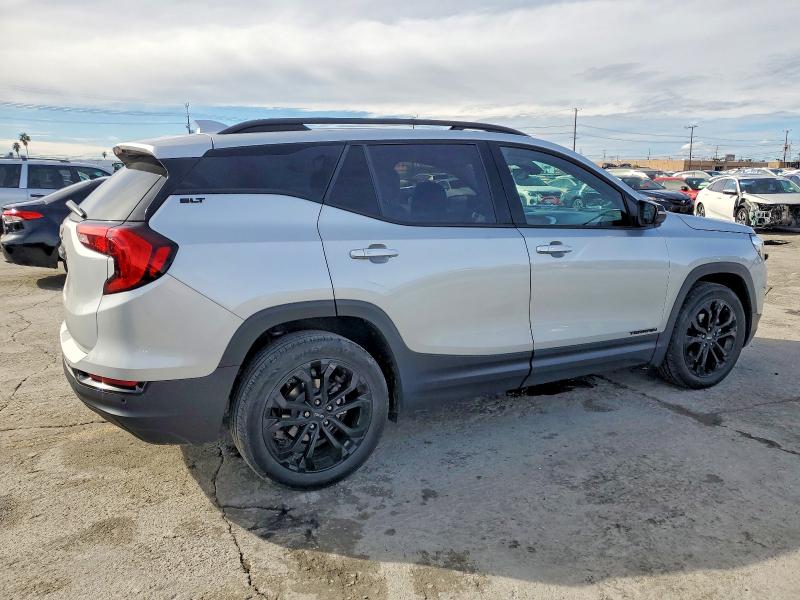 Photo 3 from auction – 2020 GMC TERRAIN SL with VIN 3GKALPEV6LL307435