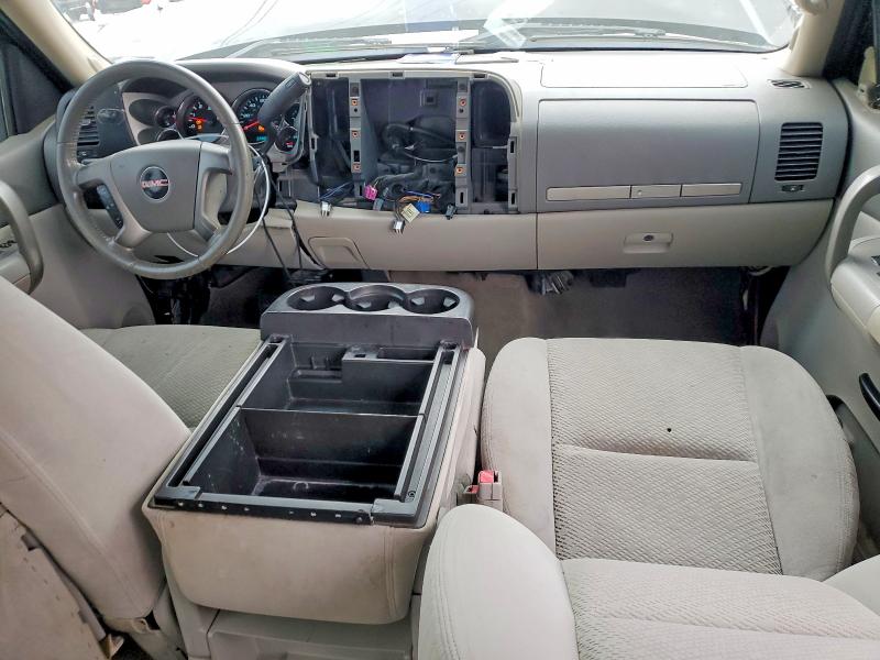 Photo 8 from auction – 2007 GMC NEW SIERRA with VIN 2GTEK13M271605222