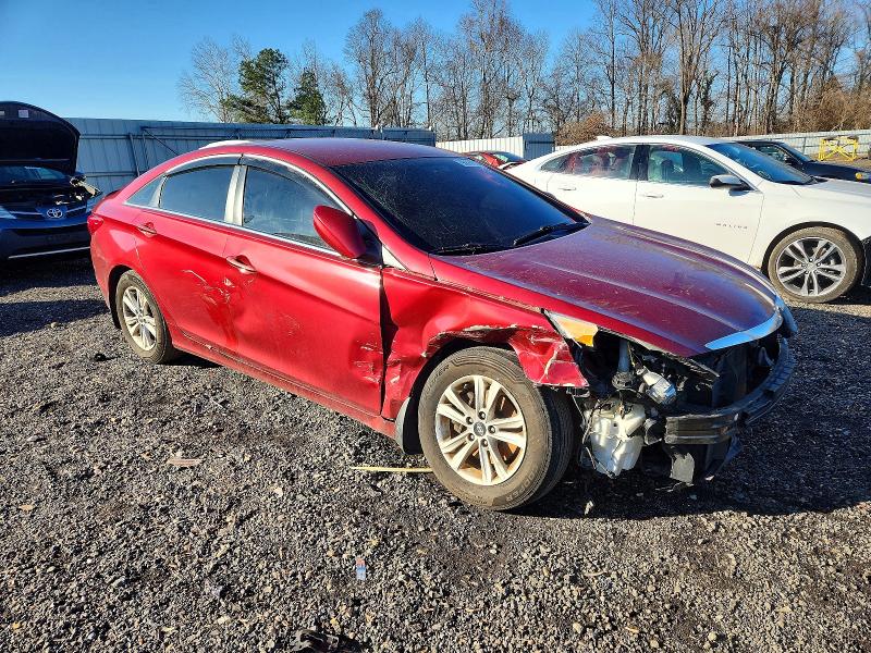 Photo 4 from auction – 2013 HYUNDAI SONATA with VIN 5NPEB4AC5DH743598
