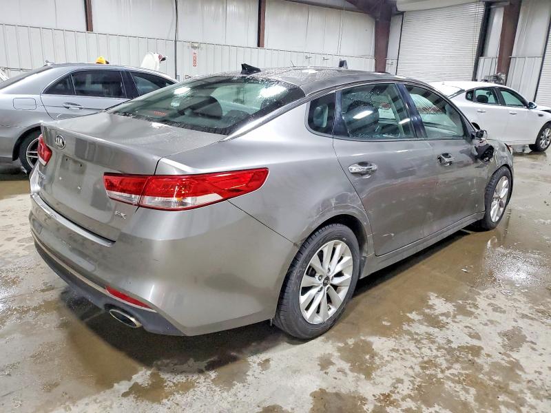 Photo 3 from auction – 2016 KIA OPTIMA EX with VIN 5XXGU4L39GG091486