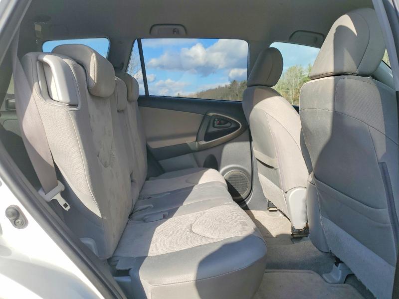 Photo 11 from auction – 2009 TOYOTA RAV4 with VIN JTMBF33V995016522