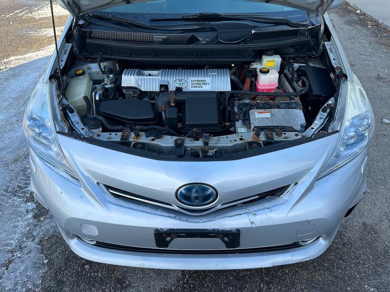 Photo 7 from auction – 2012 TOYOTA PRIUS V with VIN JTDZN3EU5C3151392