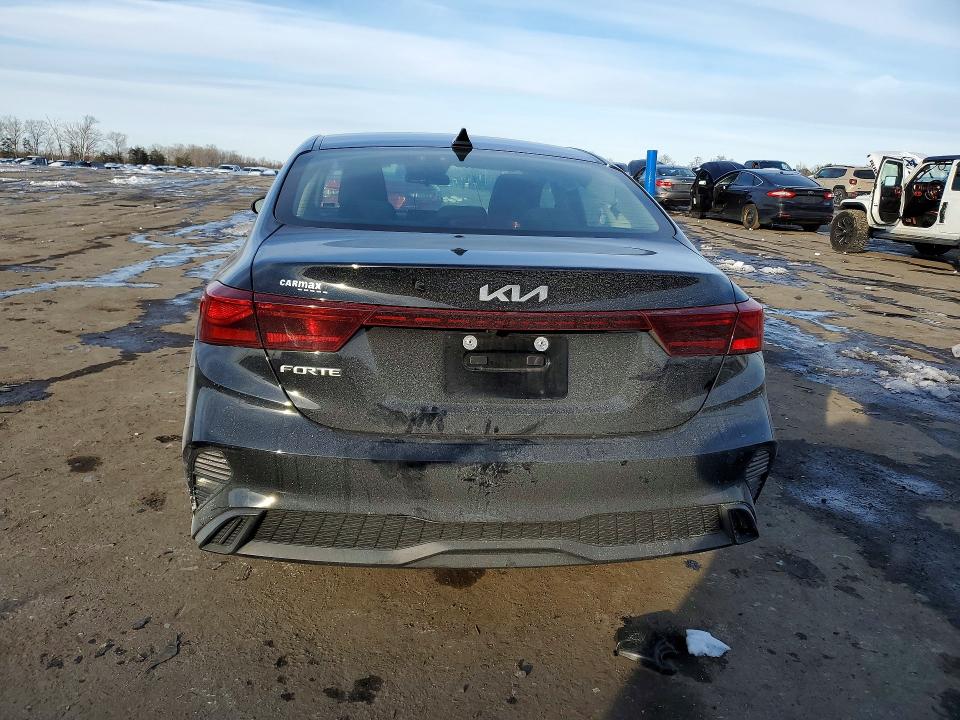 Photo 6 from auction – 2022 KIA FORTE with VIN 3KPF24AD5NE446222