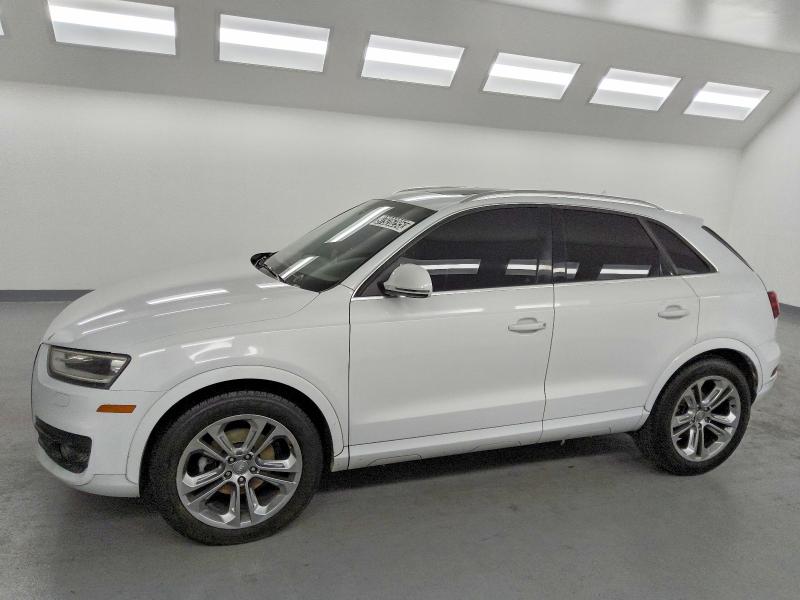 AUDI Q3 PRESTIG 2015 с VIN WA1GFCFS0FR009464 - Фото с аукциона