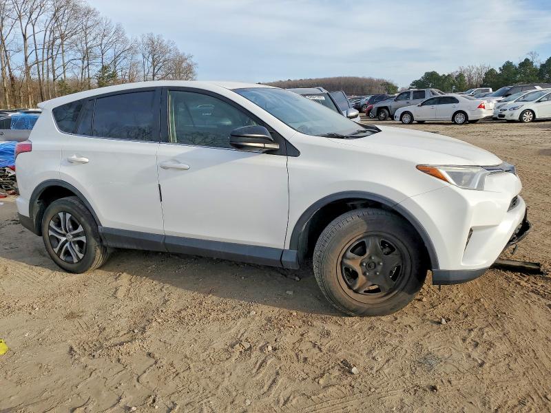 Photo 4 from auction – 2018 TOYOTA RAV4 with VIN JTMBFREV3JJ735177