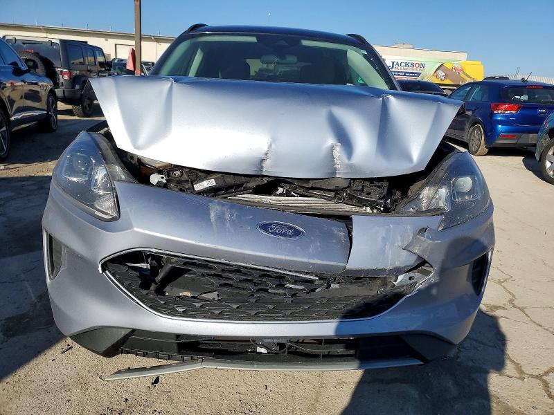 Photo 5 from auction – 2022 FORD ESCAPE with VIN 1FMCU0G65NUB15734