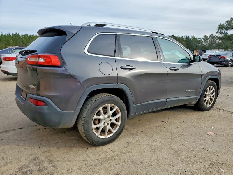 Photo 3 from auction – 2014 JEEP CHEROKEE L with VIN 1C4PJLCB4EW293190