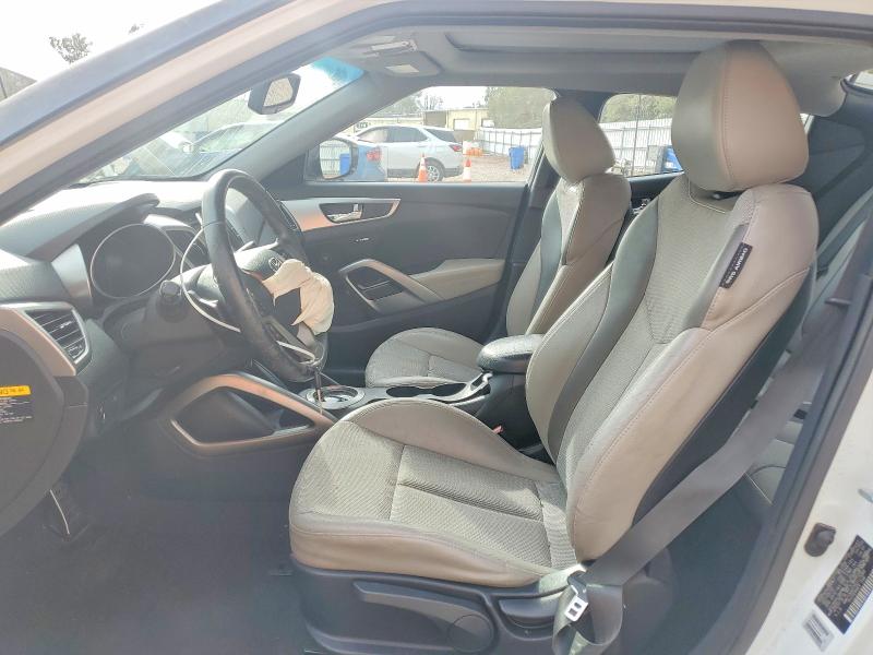 Photo 7 from auction – 2013 HYUNDAI VELOSTER with VIN KMHTC6AD7DU117089