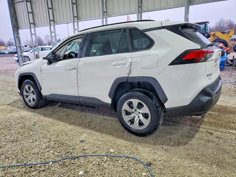 Photo 2 from auction – 2021 TOYOTA RAV4 LE with VIN 2T3F1RFV5MC204830