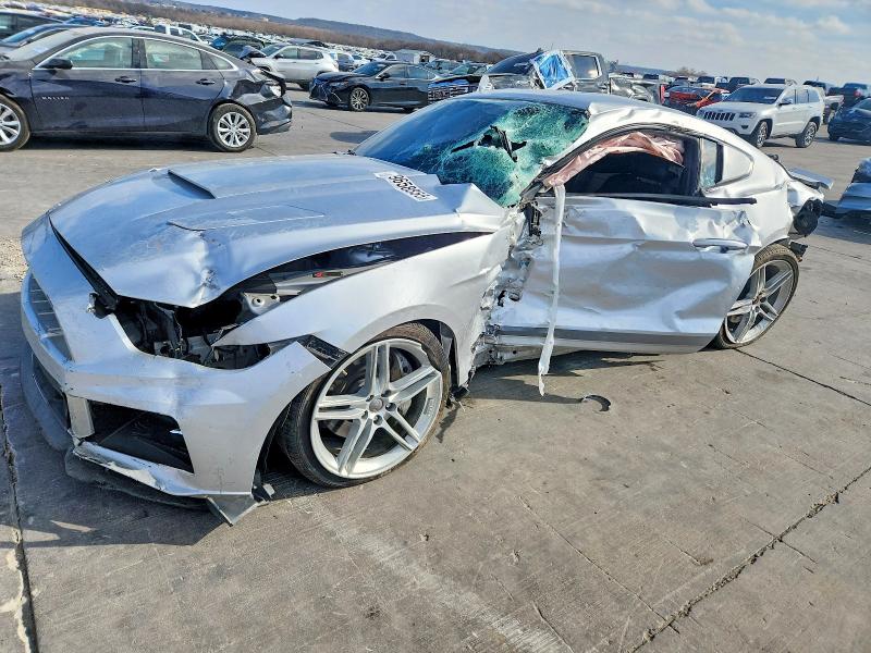 FORD MUSTANG 2015 with VIN 1FA6P8CF3F5327210 - Photo from auction
