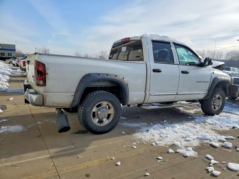 Foto 3 de la subasta – 2005 DODGE RAM 3500 con VIN 3D7LS38C65G800592