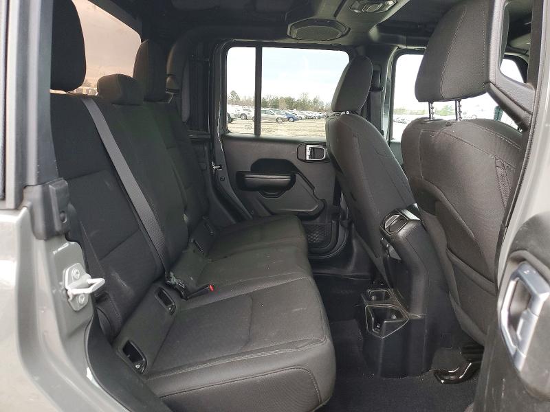 Photo 11 from auction – 2020 JEEP GLADIATOR with VIN 1C6HJTAG0LL201369