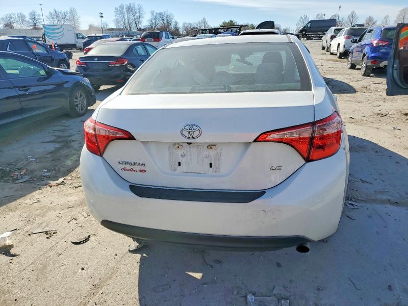 Photo 6 from auction – 2018 TOYOTA COROLLA with VIN 5YFBURHEXJP796751