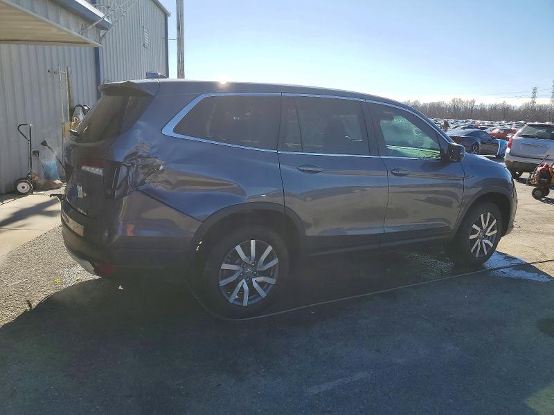 Photo 3 from auction – 2021 HONDA PILOT EXL with VIN 5FNYF5H53MB020121