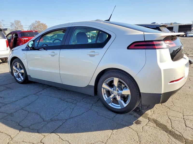 Photo 2 from auction – 2012 CHEVROLET VOLT with VIN 1G1RH6E48CU126496