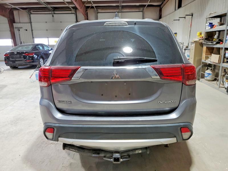 Photo 6 from auction – 2017 MITSUBISHI OUTLANDER with VIN JA4AD2A30HZ065025