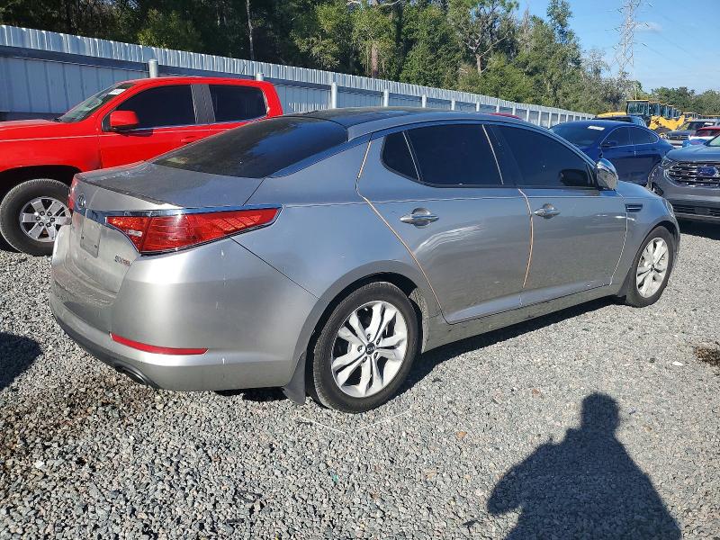 Photo 3 from auction – 2011 KIA OPTIMA EX with VIN KNAGN4A70B5098274