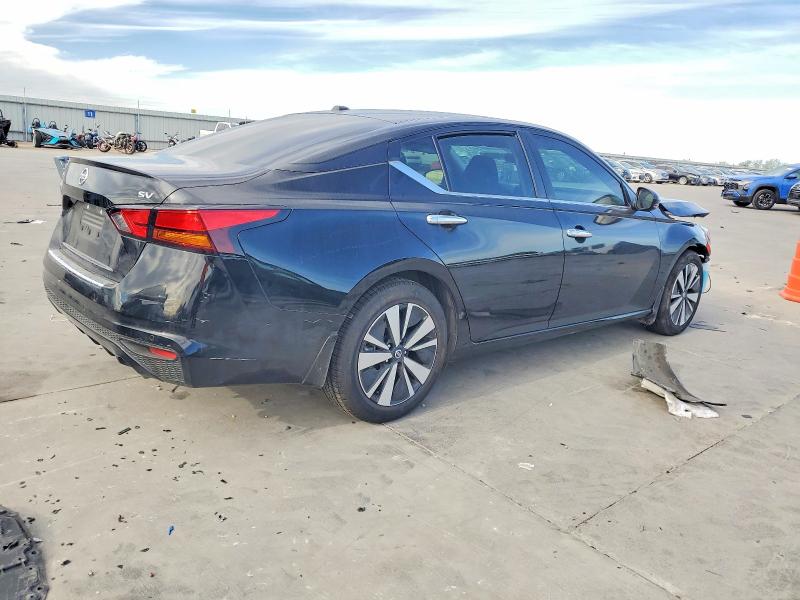 Photo 3 from auction – 2021 NISSAN ALTIMA SV with VIN 1N4BL4DV7MN332609