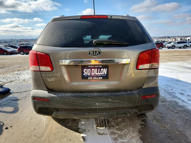 Photo 6 from auction – 2011 KIA SORENTO BA with VIN 5XYKTDA19BG087778