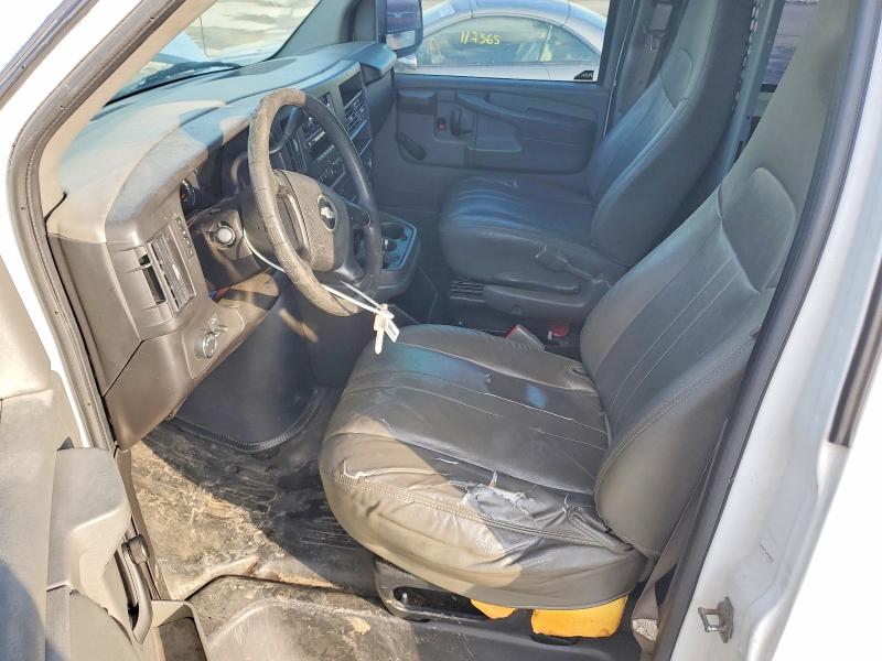 Photo 7 from auction – 2010 CHEVROLET EXPRESS G1 with VIN 1GCUGADX9A1117100