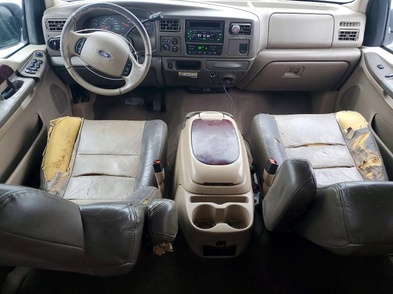 Photo 8 from auction – 2003 FORD EXCURSION with VIN 1FMSU45P73EC79377