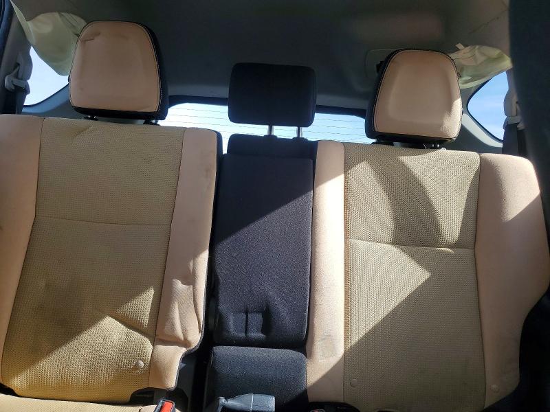 Photo 10 from auction – 2017 TOYOTA RAV4 with VIN JTMWFREV5HJ714620