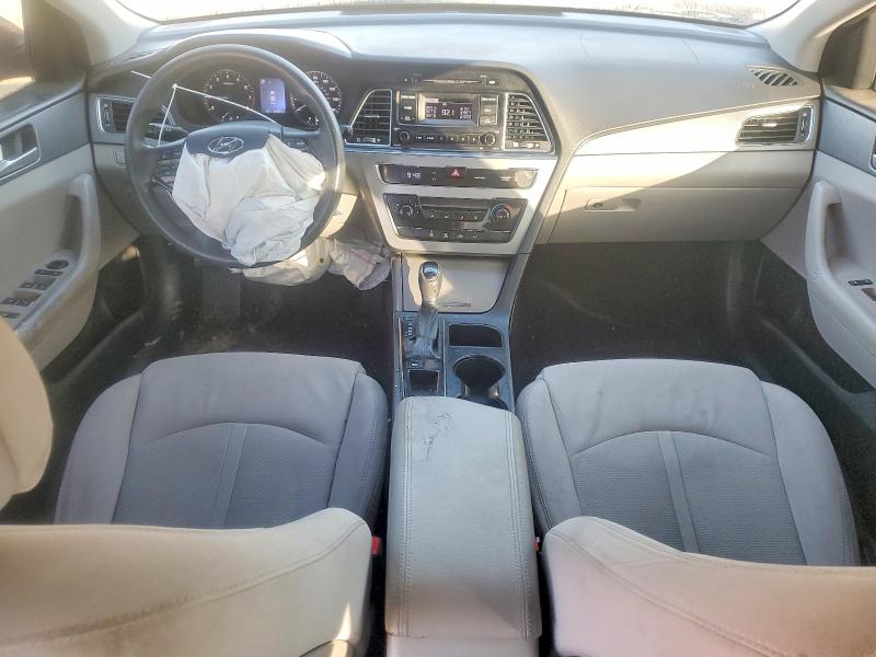 Photo 8 from auction – 2017 HYUNDAI SONATA SE with VIN 5NPE24AFXHH447573