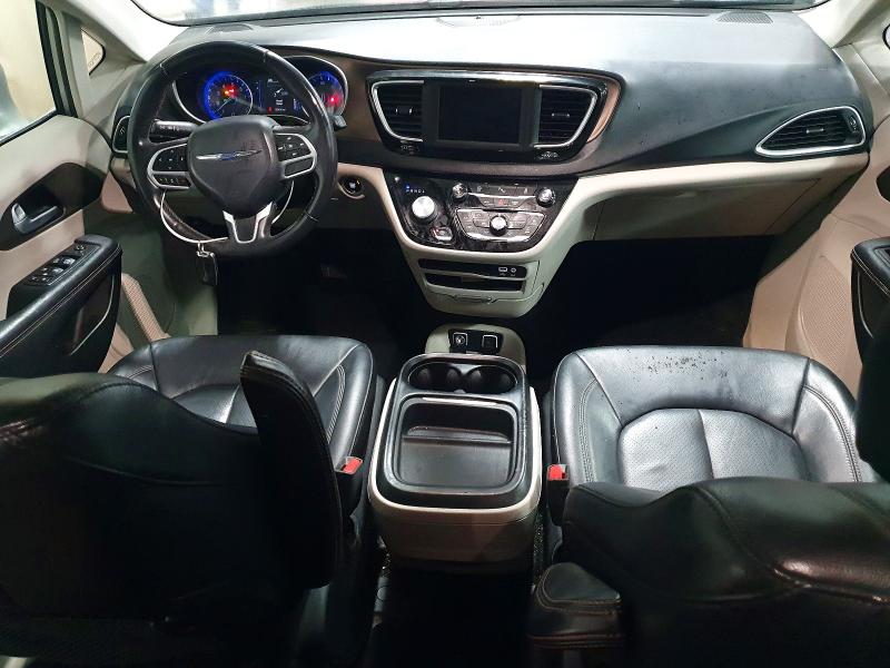Photo 8 from auction – 2018 CHRYSLER PACIFICA T with VIN 2C4RC1BG9JR317880