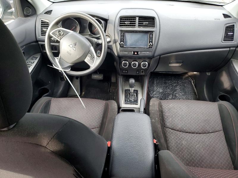 Photo 8 from auction – 2019 MITSUBISHI OUTLANDER with VIN JA4AR3AU2KU015635
