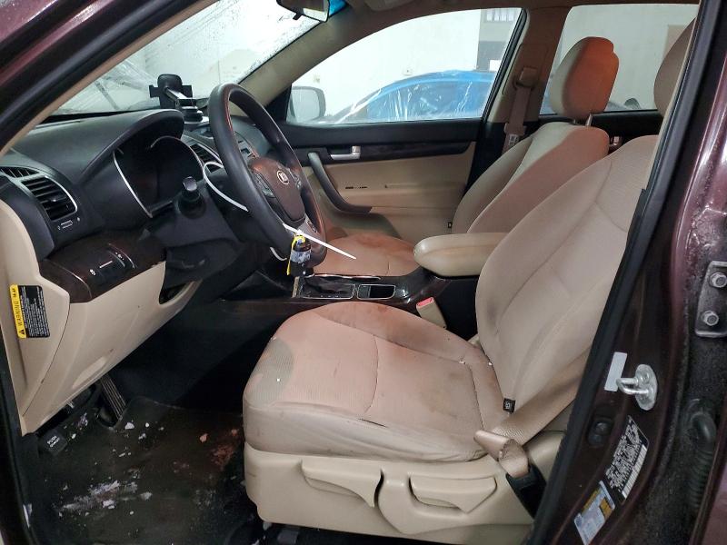 Photo 7 from auction – 2014 KIA SORENTO LX with VIN 5XYKT3A67EG430016