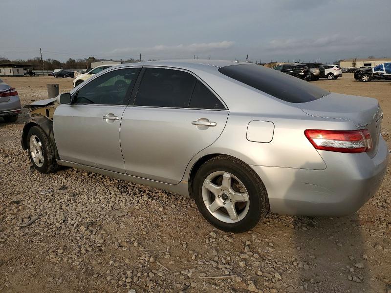 Photo 2 from auction – 2010 TOYOTA CAMRY with VIN 4T4BF3EK8AR063734
