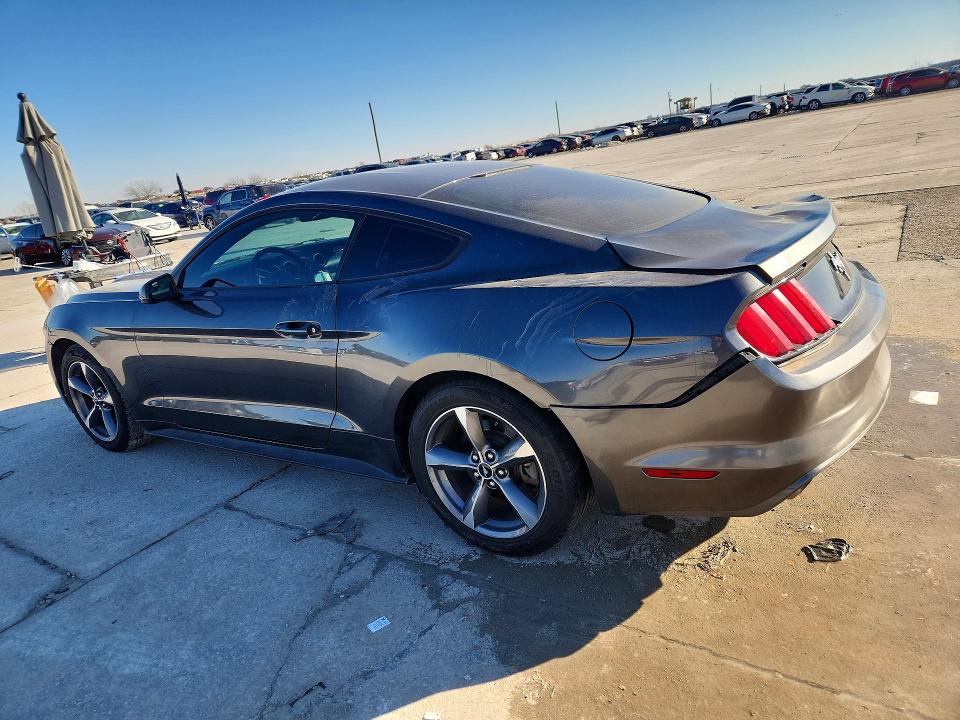 Photo 2 from auction – 2016 FORD MUSTANG with VIN 1FA6P8AM0G5252212