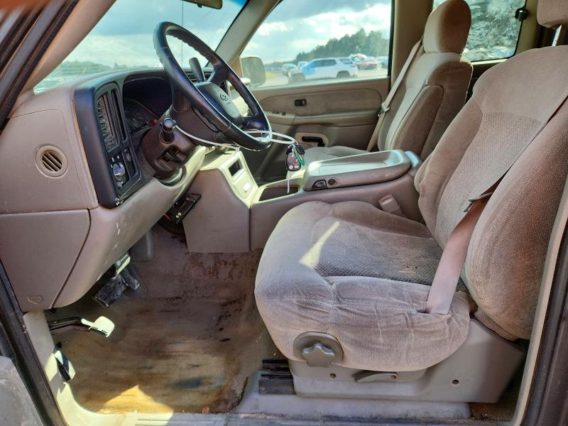 Photo 7 from auction – 2000 CHEVROLET SILVERADO with VIN 1GCEC19TXYZ370265