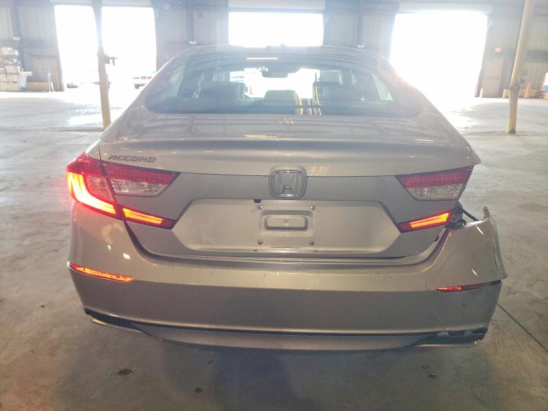 Photo 6 from auction – 2018 HONDA ACCORD with VIN 1HGCV1F50JA217147