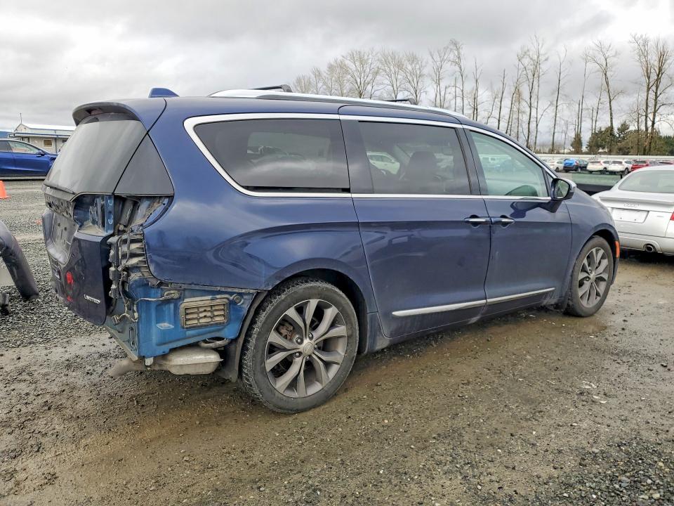 Photo 3 from auction – 2018 CHRYSLER PACIFICA L with VIN 2C4RC1GGXJR158893