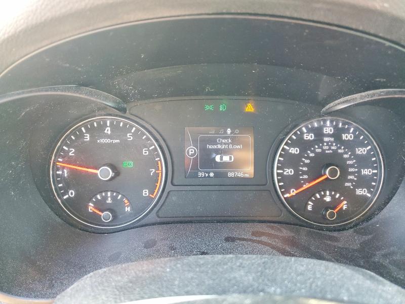 Photo 9 from auction – 2018 KIA OPTIMA with VIN 5XXGT4L35JG220009
